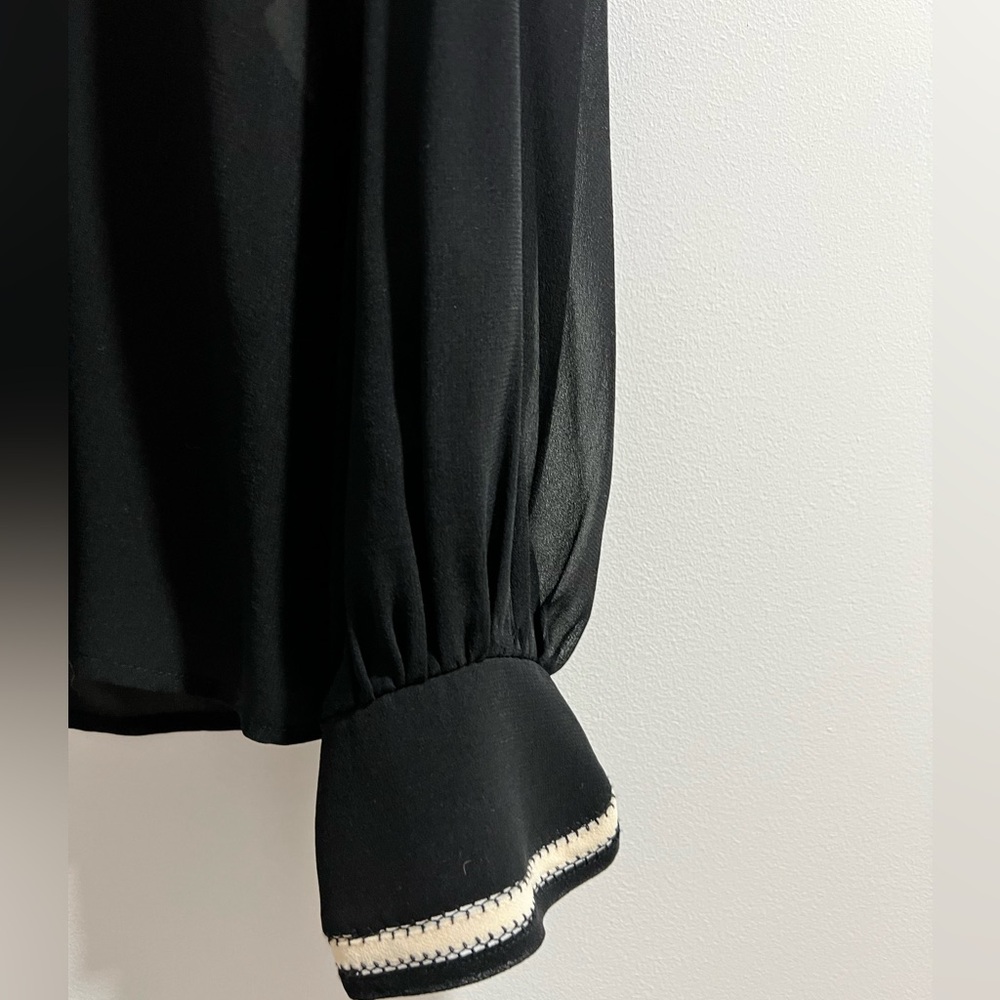 100% silk Size 36 or US 4 Sézane sheer top - Picture 4 of 7